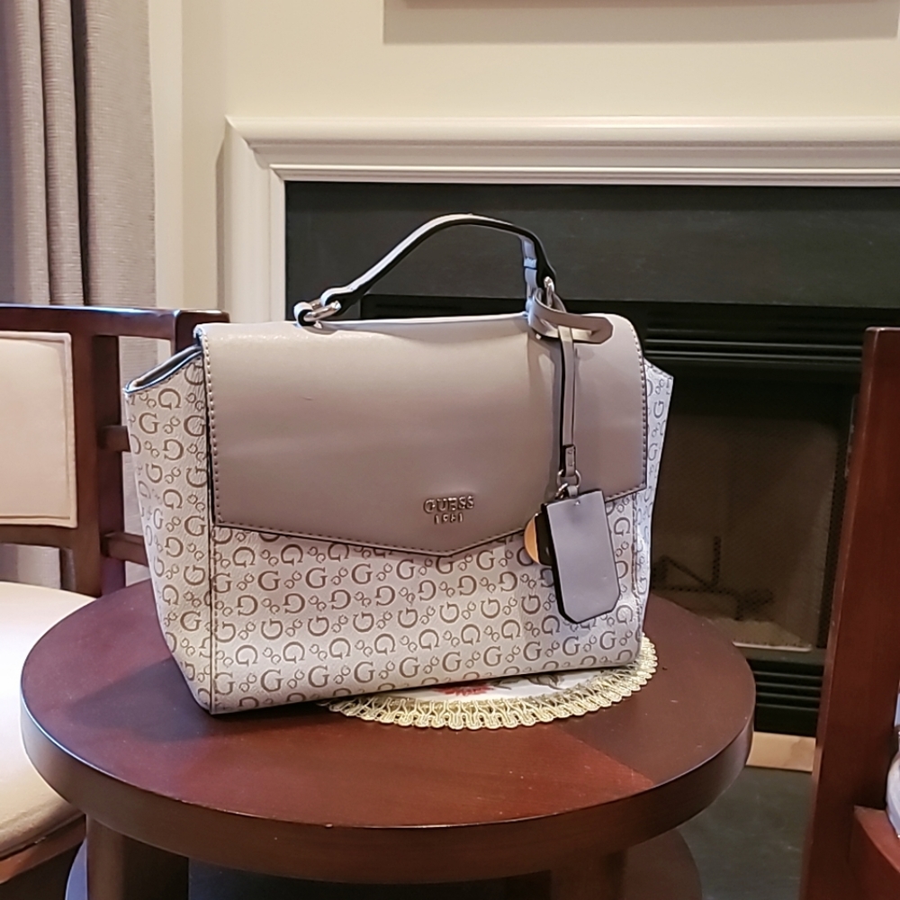 Guess bag